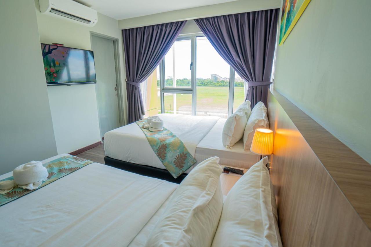 Flypod Hotel Kota Kinabalu Exteriör bild