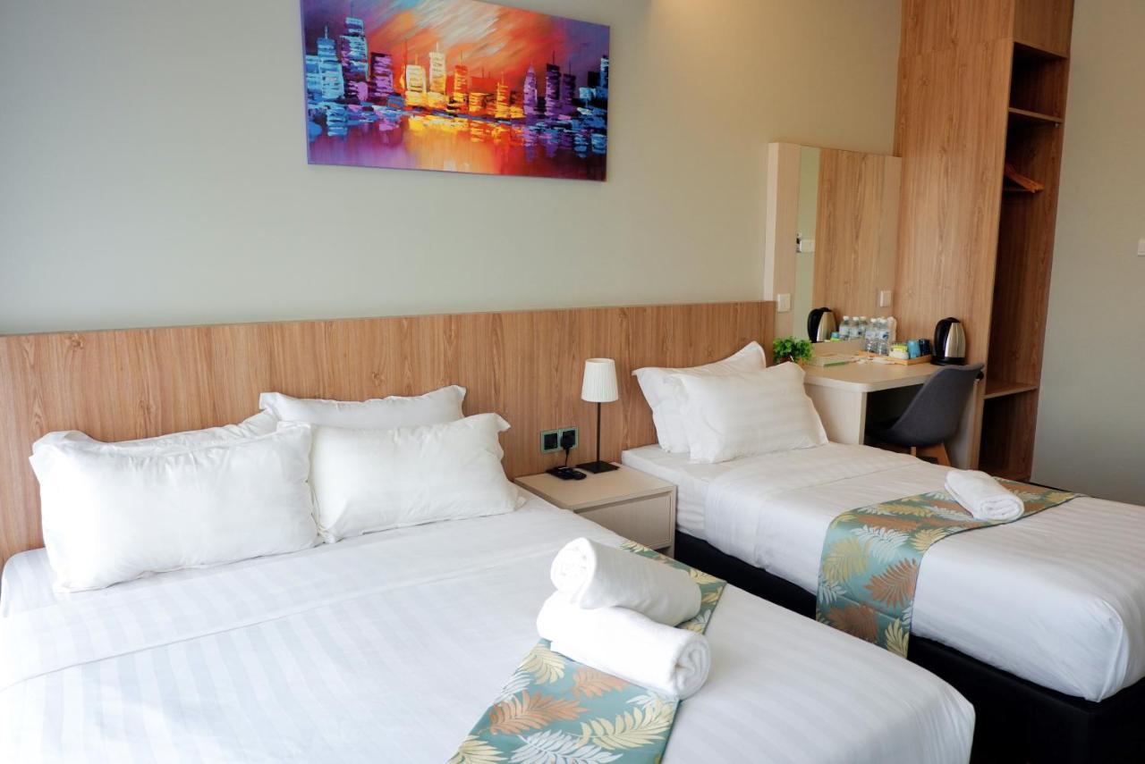 Flypod Hotel Kota Kinabalu Exteriör bild