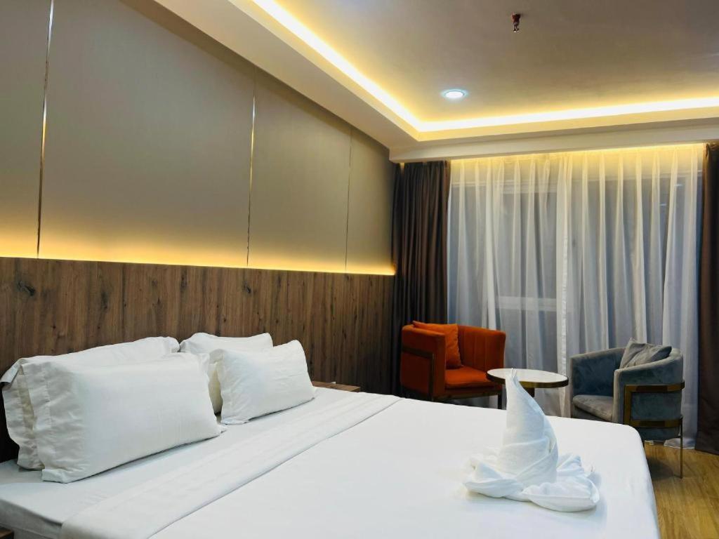 Flypod Hotel Kota Kinabalu Exteriör bild