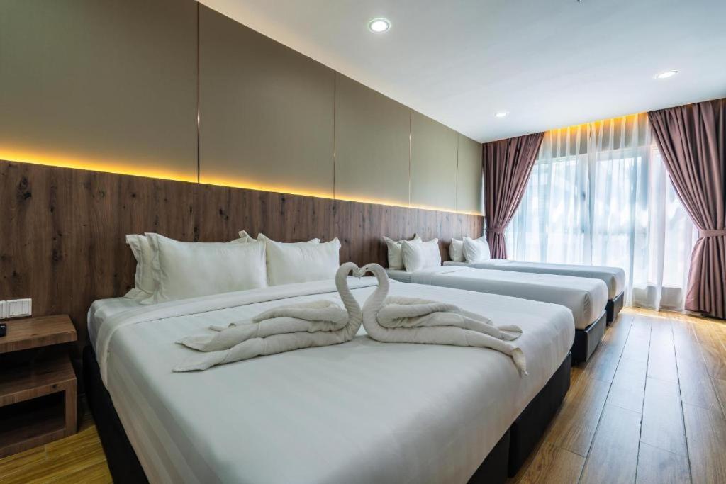 Flypod Hotel Kota Kinabalu Exteriör bild
